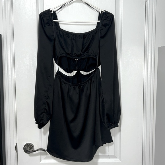 DYNAMITE BLACK DRESS, SIZE M - Picture 2 of 2